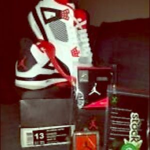 Air Jordan retro 4